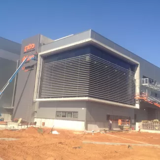 בית בלורן - מרכז לוגיסטי