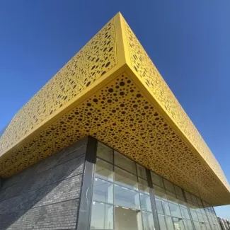 בניין משרדים ,כפר סבא