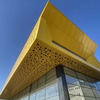 בניין משרדים ,כפר סבא