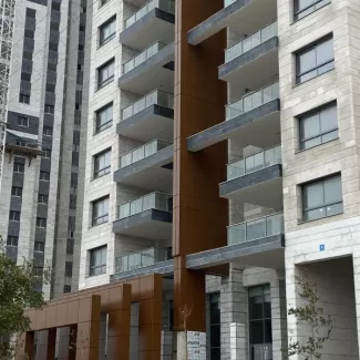 בניין מגורים פפושדו נתניה